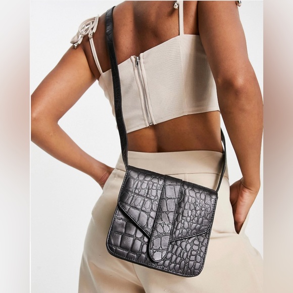 Urbancode leather croc crossbody bag in black - Picture 1 of 6